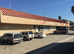 vacant-grocery-store-in-Whittier